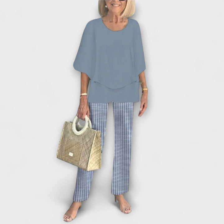 Klára | Moderní outfit s pohodlnou halenkou a kalhotami