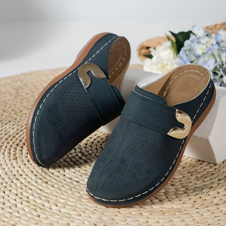 Běla | Elegantní sandály s oporným klínkem